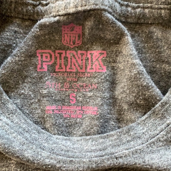 PINK VICTORIA SECRET JETS T SHIRT - Picture 3 of 3